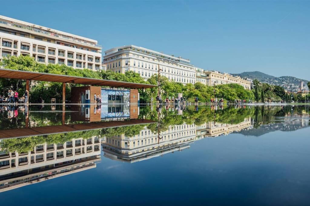 Appartement 2 Chambres Refait A Neuf, Climatise, A 2 Min De La Mer Nice Exterior photo
